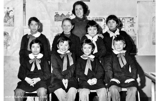 1978 - Volosca con una piccola classe di Serre
