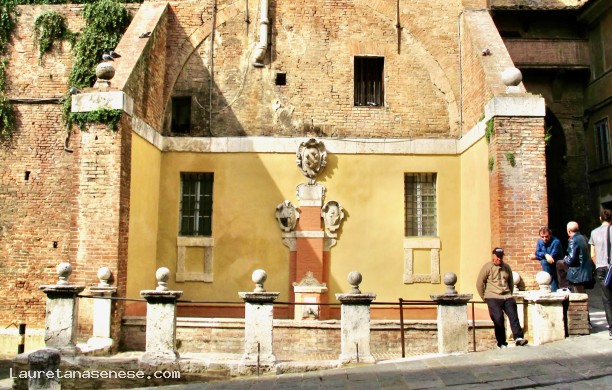Fonte di San Maurizio