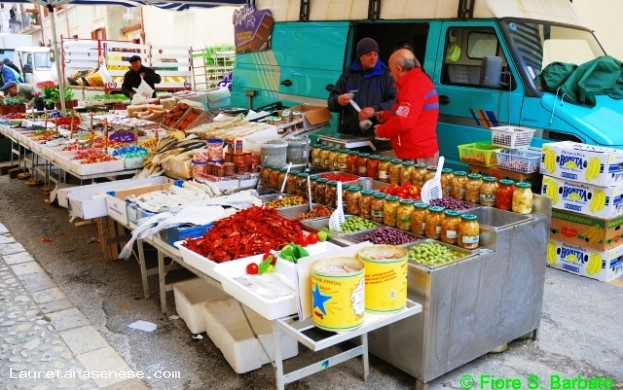 Mercato Settimamale di Montepulciano Stazione